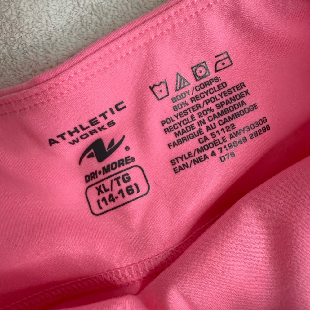 Athletic Works Girls Vibrant Pink Bike Shorts - Picture 3 of 5